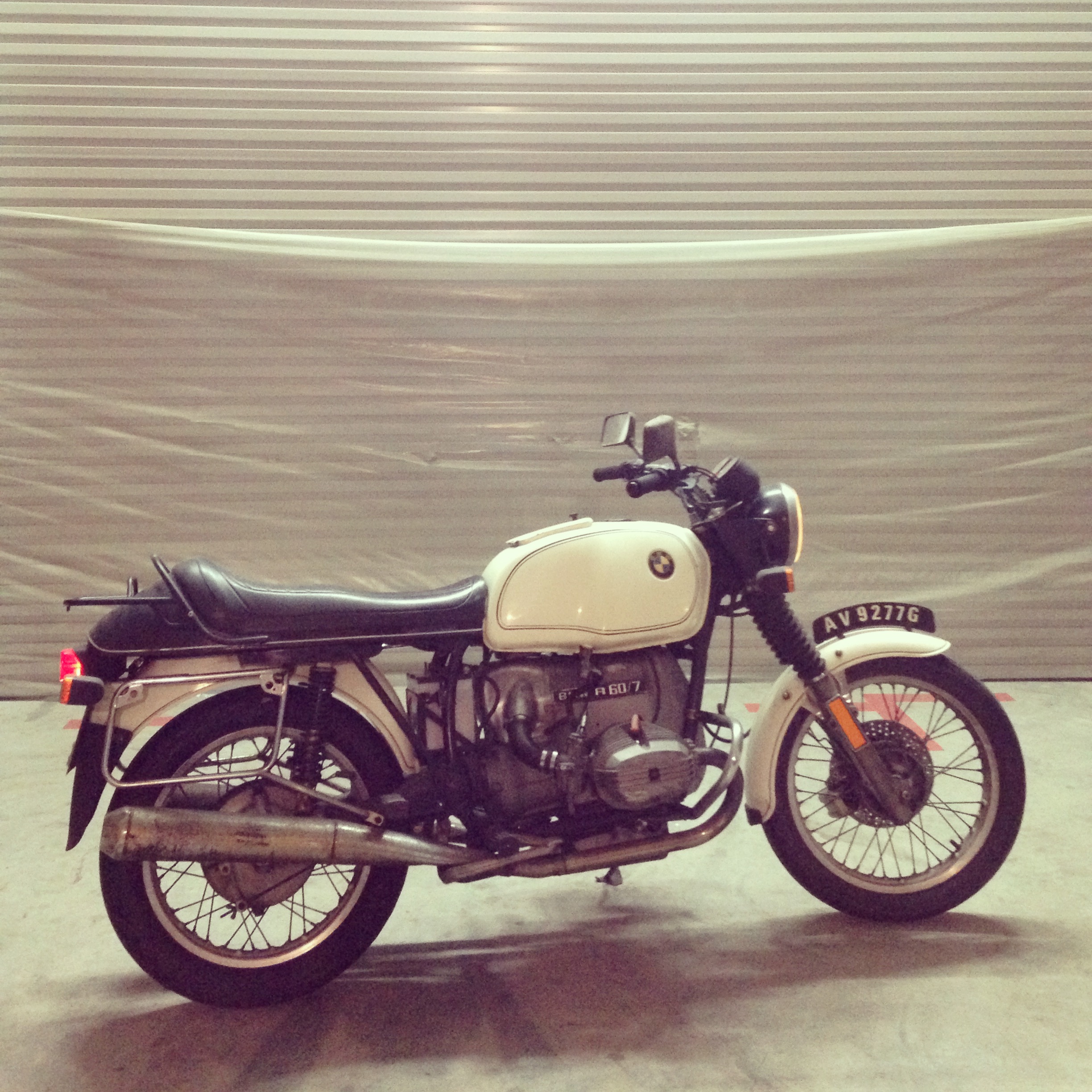 Vintage BMW R60/7 Back In Action - Custom Burner